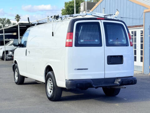 2018 Chevrolet Express 2500