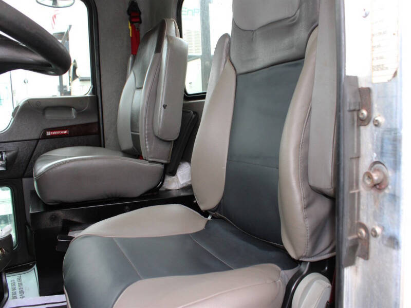 2019 Kenworth T370