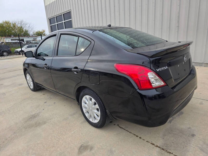 2017 Nissan Versa 1.6 S