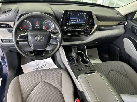 2021 Toyota Highlander L