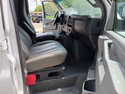2017 GMC Savana 2500