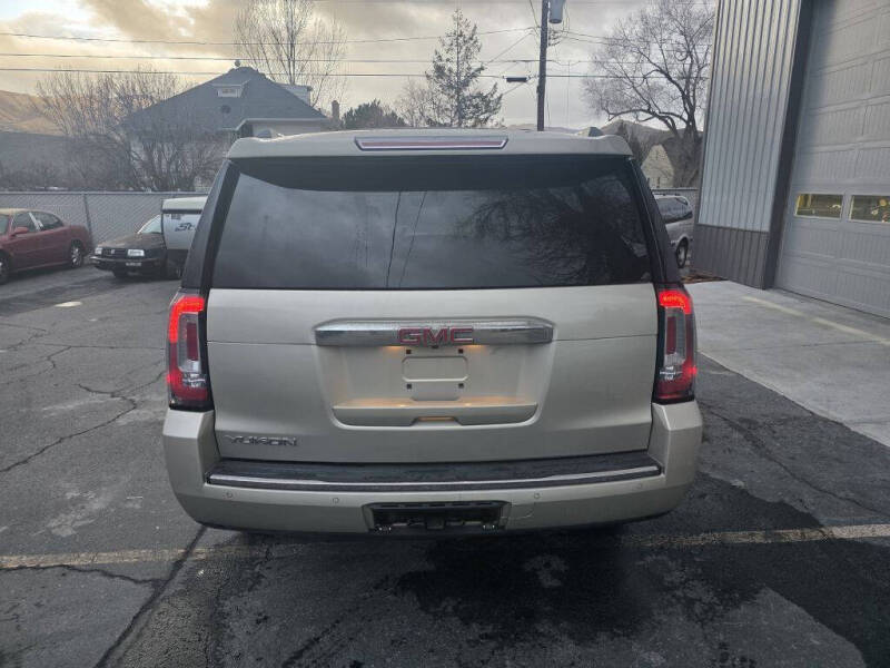 2016 GMC Yukon Denali