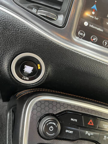 2018 Dodge Challenger SXT Plus