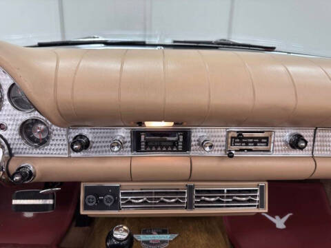 1957 Ford Thunderbird