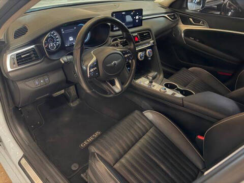 2022 Genesis G70