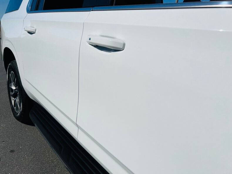 2022 Chevrolet Suburban LT