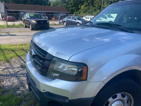 2015 Ford Expedition for sale at Auto Mart Rivers Ave in North Charleston SC