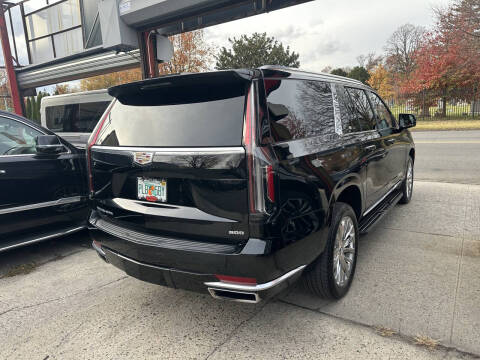 2022 Cadillac Escalade ESV Premium Luxury