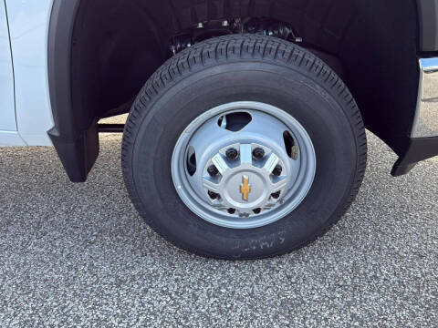 2026 Chevrolet Silverado 3500HD CC Work Truck