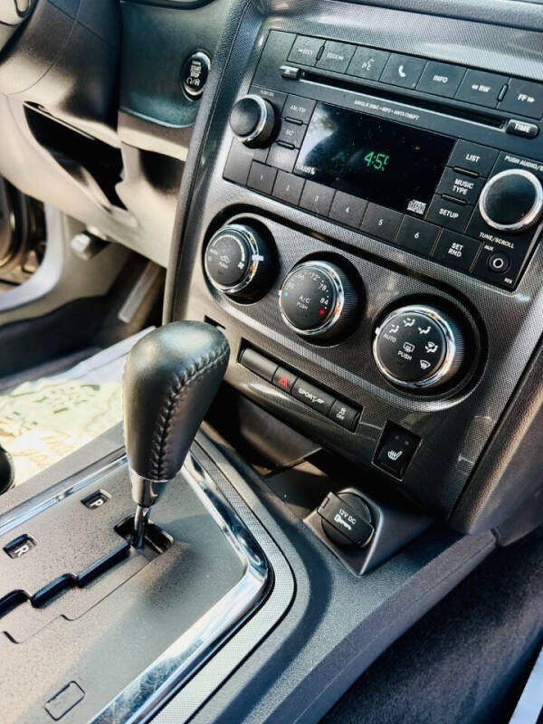 2012 Dodge Challenger SXT Plus
