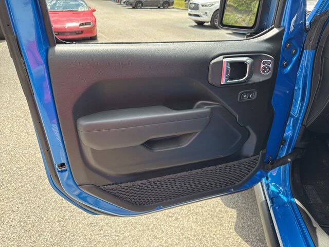 2026 Jeep Gladiator Mojave