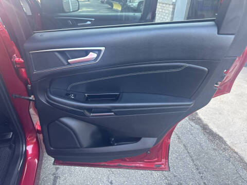 2017 Ford Edge Titanium