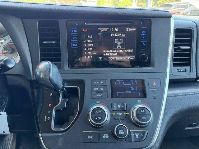 2015 Toyota Sienna