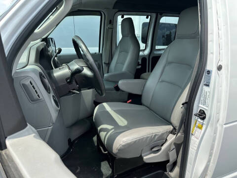 2012 Ford E-Series E-150 XL