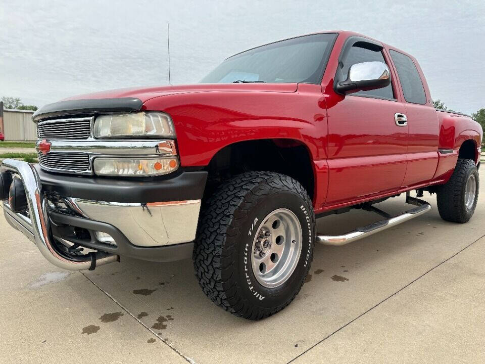 1999 Chevrolet Silverado 1500 for sale at Illinois Auto Wholesalers in Tolono, IL