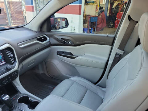 2019 GMC Acadia SLT-1