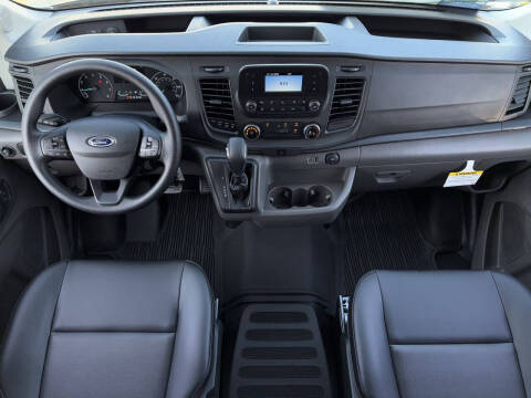 2025 Ford Transit 250