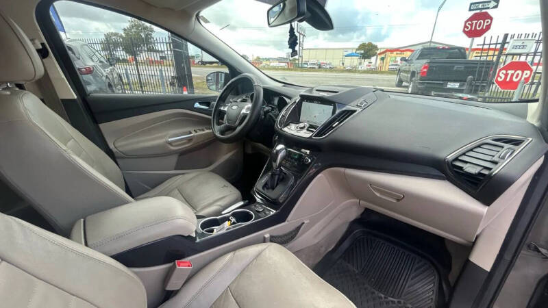 2016 Ford Escape Titanium