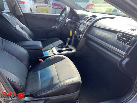 2012 Toyota Camry SE