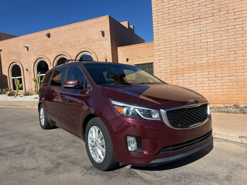 2016 Kia Sedona EX's photo