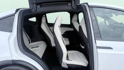 2023 Tesla Model X Standard Range