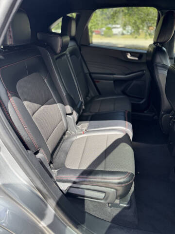 2024 Ford Escape ST-Line