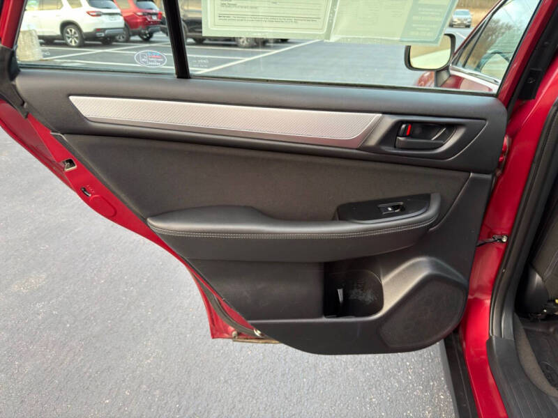 2019 Subaru Outback 2.5i