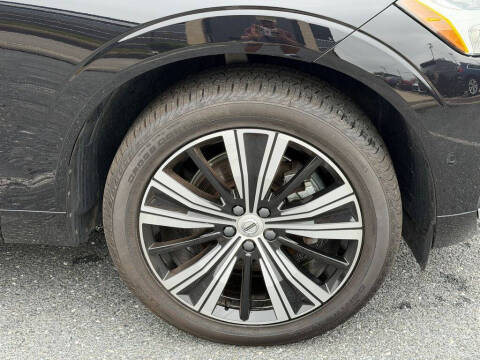 2023 Volvo XC60 B5 Plus Bright Theme
