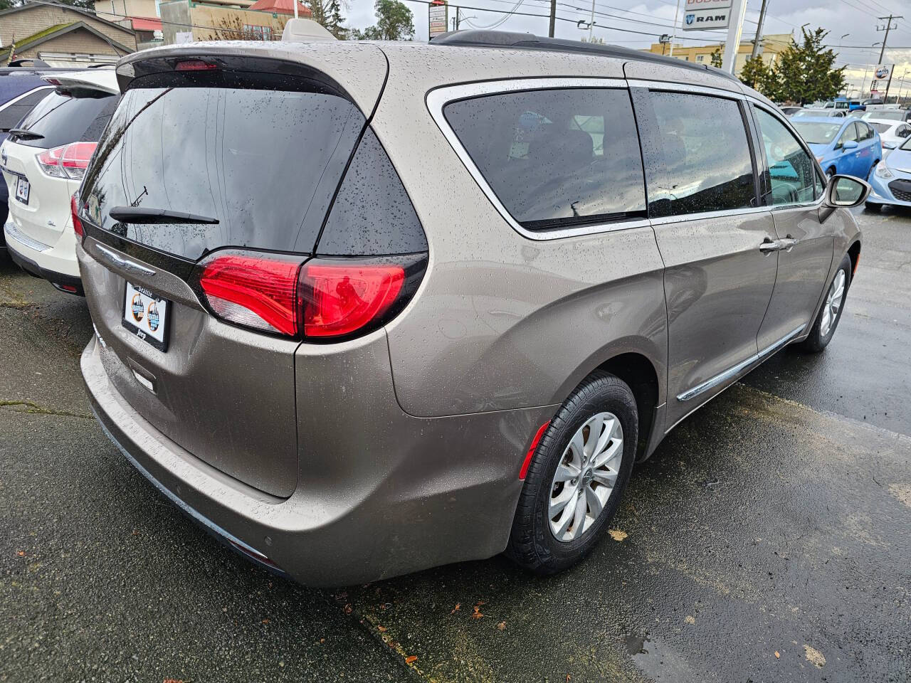 2017 Chrysler Pacifica for sale at Autos by Talon in Seattle, WA