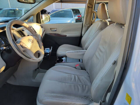 2011 Toyota Sienna XLE 8-Passenger