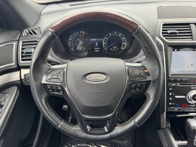 2018 Ford Explorer Platinum