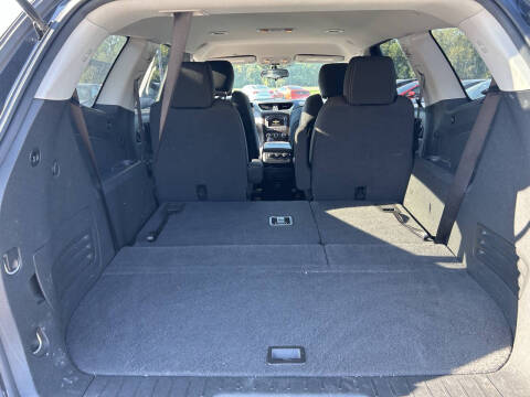 2017 Chevrolet Traverse LT