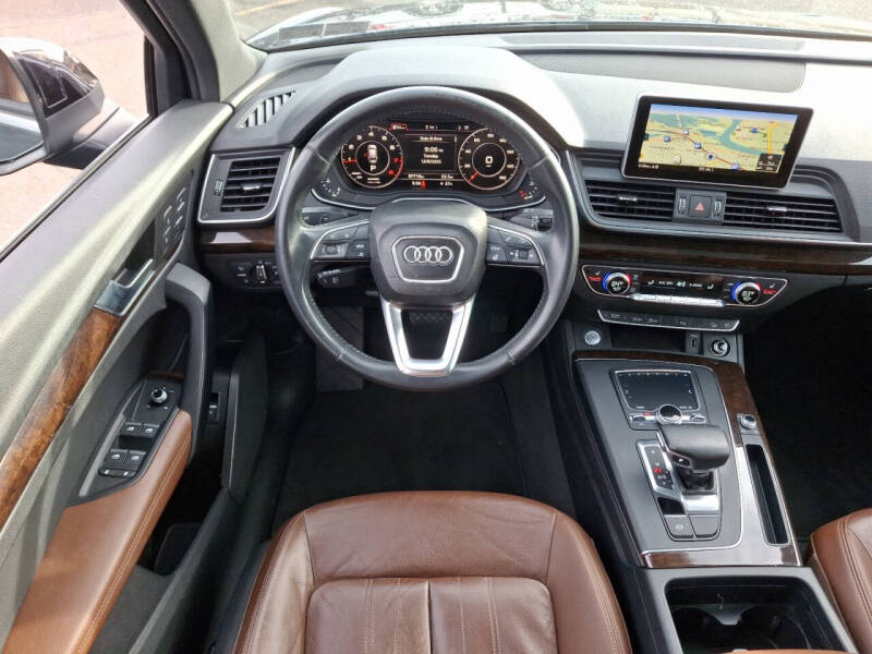 2019 Audi Q5 quattro Premium Plus 45 TFSI