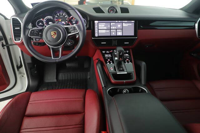 2021 Porsche Cayenne Coupe