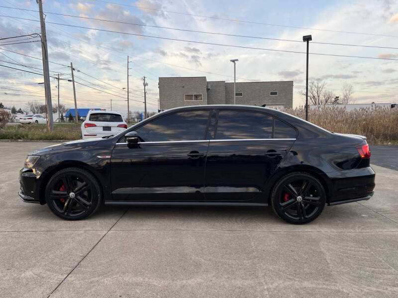 2017 Volkswagen Jetta 2.0T GLI