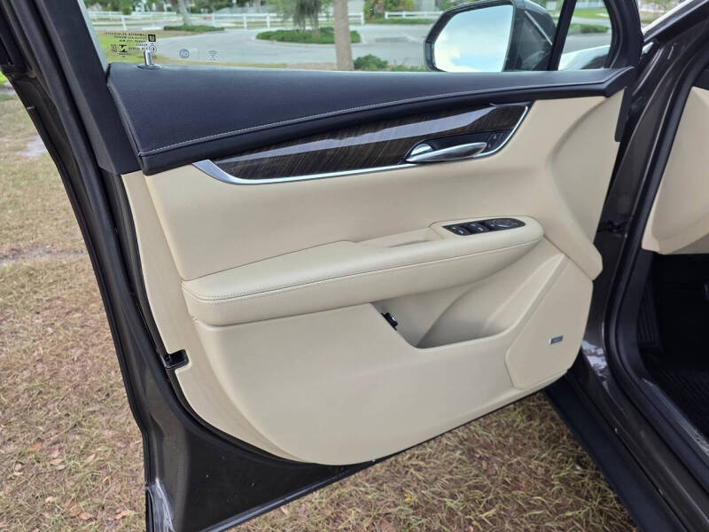 2019 Cadillac XT5