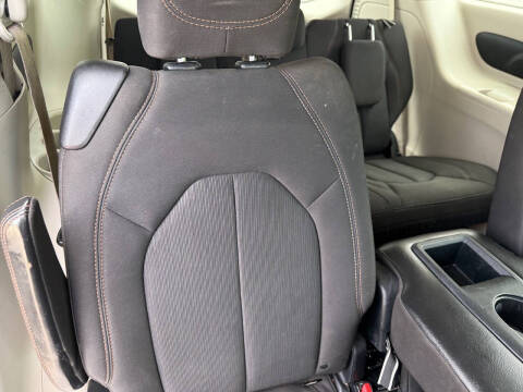 2017 Chrysler Pacifica Touring