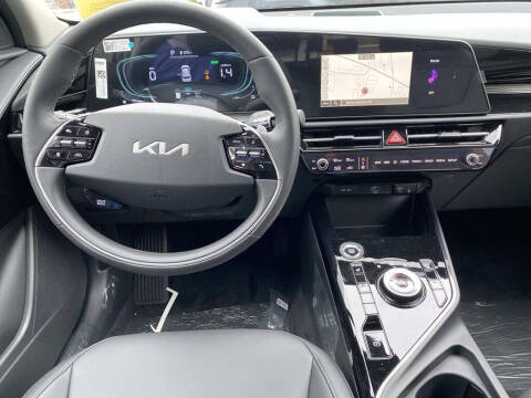 2025 Kia Niro Plug-In Hybrid EX