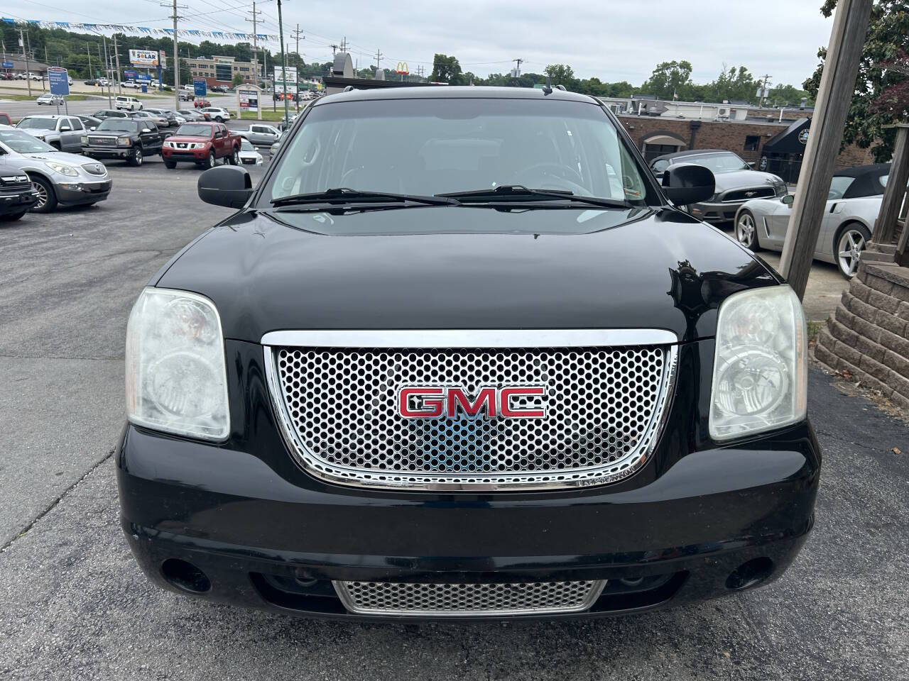 Black 2013 GMC Yukon XL Denali AWD Denali XL 4dr SUV 1