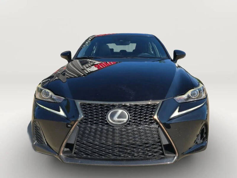 2017 Lexus IS 200t
