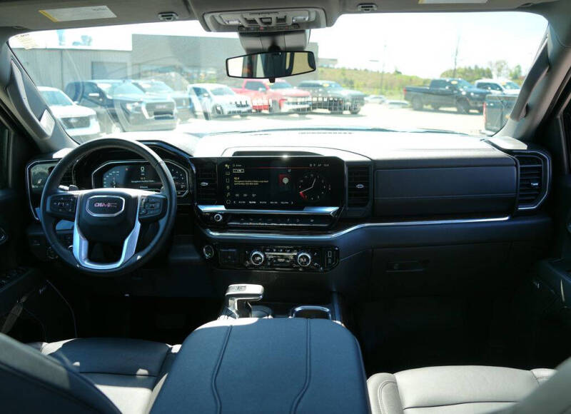 2024 GMC Sierra 1500