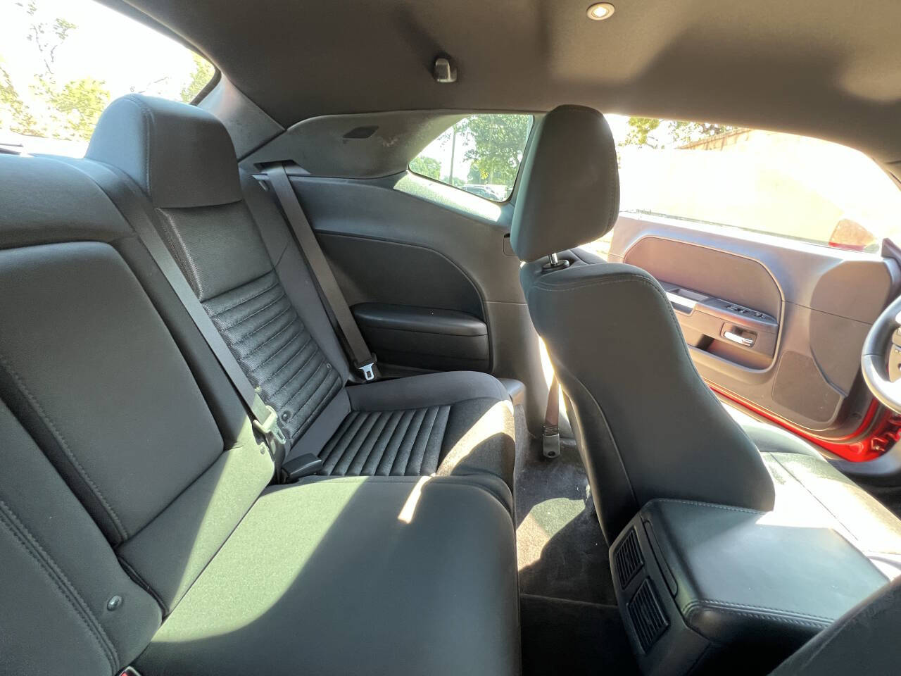 Used Car 2014 Dodge Challenger  Sxt 2dr Coupe For Sale Under $15,000 In Austin, Texas