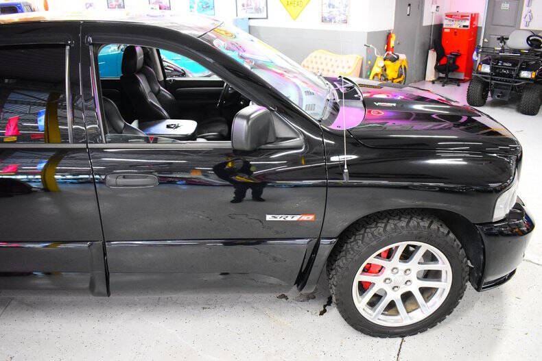 2005 Dodge Ram 1500 SRT-10