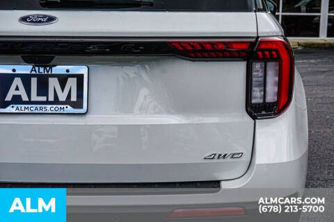 2025 Ford Explorer ST-Line