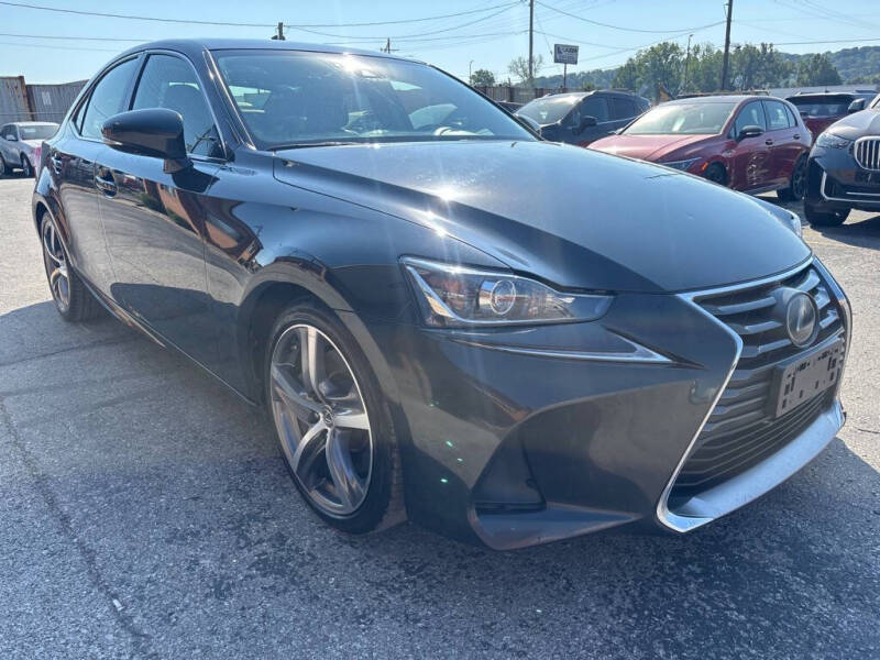 2018 Lexus IS 300