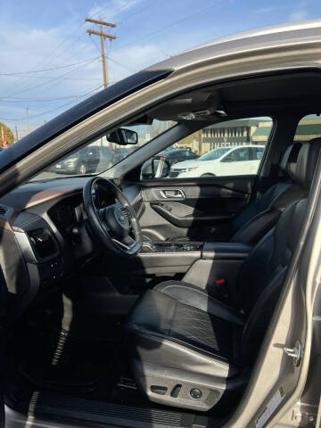 2021 Nissan Rogue Platinum