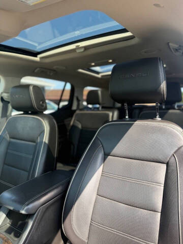 2020 GMC Acadia Denali