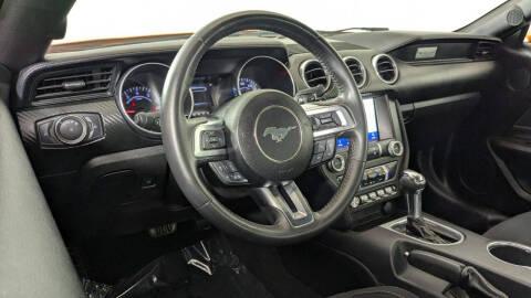 2021 Ford Mustang EcoBoost