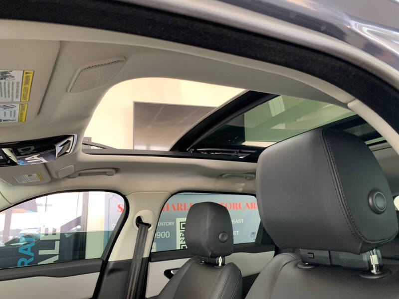 2025 Land Rover Range Rover Velar P250 Dynamic SE