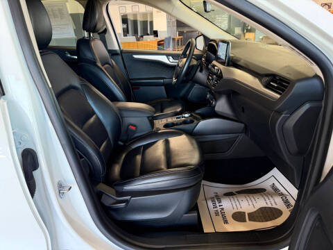 2020 Ford Escape Hybrid SE Sport